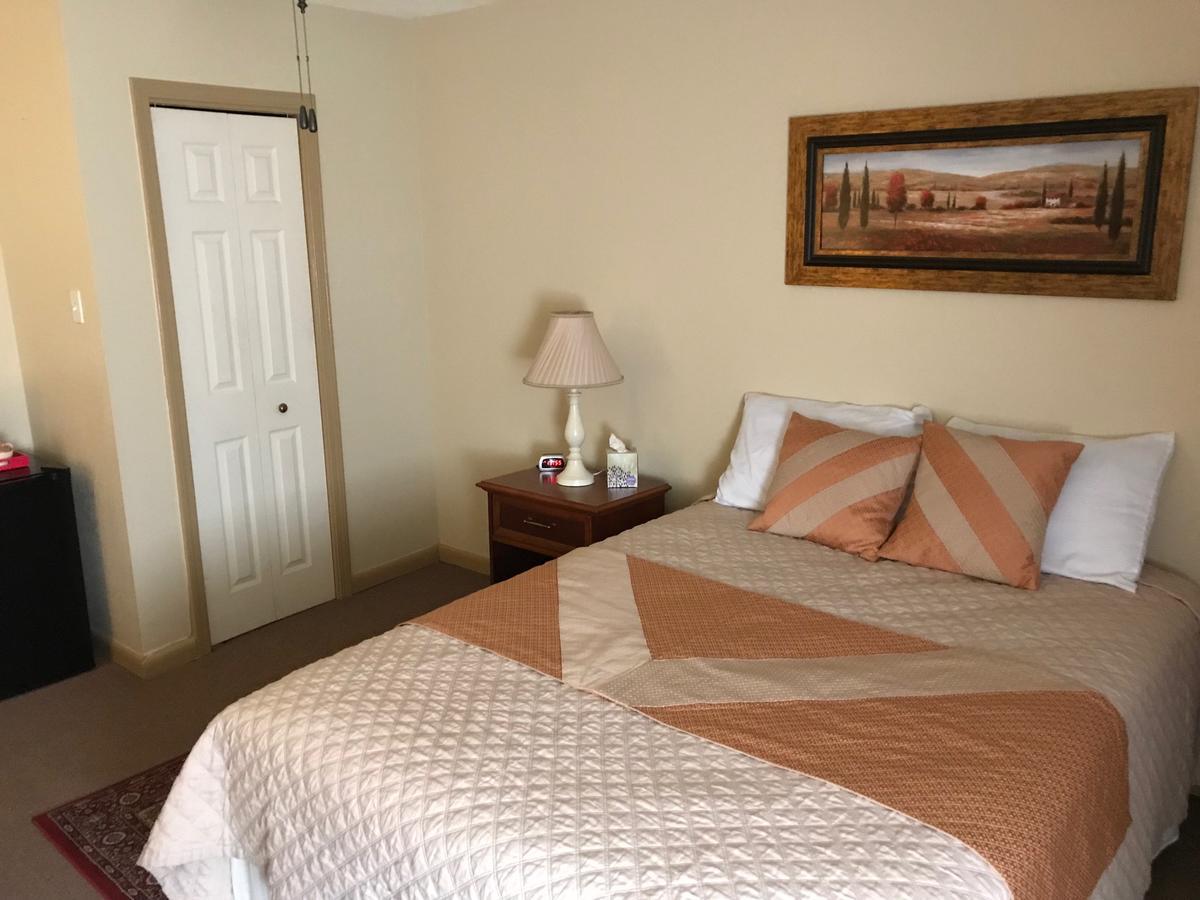 Kelinci Spa Bed & Breakfast Лонг-Бич Экстерьер фото